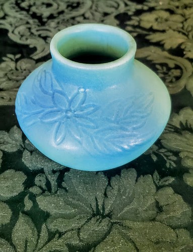 Van Briggle Art Pottery Original Hand Thrown Ming Blue+ Dark Blue Dust Vase 1949 - Picture 12 of 12