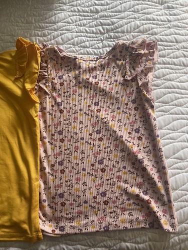 BTween Girls Short Sleeve Tops 2 Pack Size 7 - Picture 3 of 4