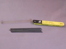 Sheaffer Vintage 0.9mm long thin lead 2H---hard