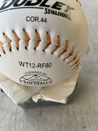Dudley Thunder Gold Stitch WT12-RF80 ASA Softbol De Colección Nuevo Antiguo Stock - Imagen 6 de 12