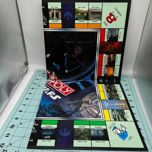 Monopoly Star Wars Original Trilogy Edition REPLACEMENT Game Board Piece/Part - Picture 4 of 6