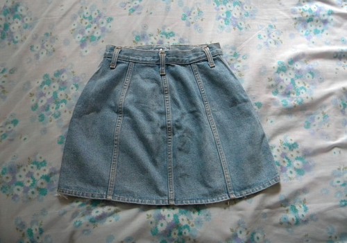 Tammy Kids to Teens Faded Blue denim Mini Skirt 24 inch waist fits Height 152cm - Picture 2 of 3