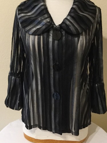 Top Rebekah Negro Plata y Gris Transparente Manga Abullonada 3/4 Talla M - Imagen 2 de 7