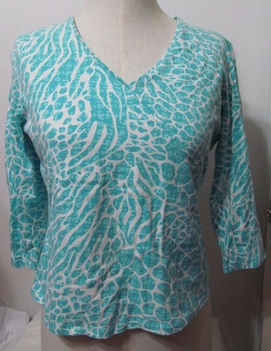 Ruby Rd. Turquoise/White Animal Print 3/4 Length Sleeve V-Neck Shirt Sz PM - Picture 1 of 5