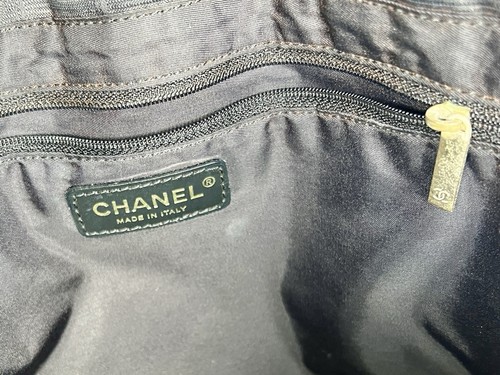 Vintage Chanel Nylon Travel Line Chocolate Bar Tote Shoulder Bag Black Y2K - Picture 14 of 18