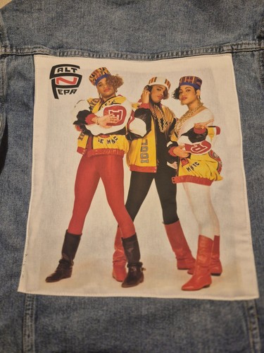 Cotton On Unisex Denim Salt N Pepa Embroidered Patches Distress Jacket Y2K XS - Picture 15 of 15