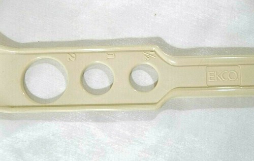 Vintage EKCO Nylon Ladle, Spaghetti Grabber/Measurer and Cooking Spoon - Picture 7 of 12