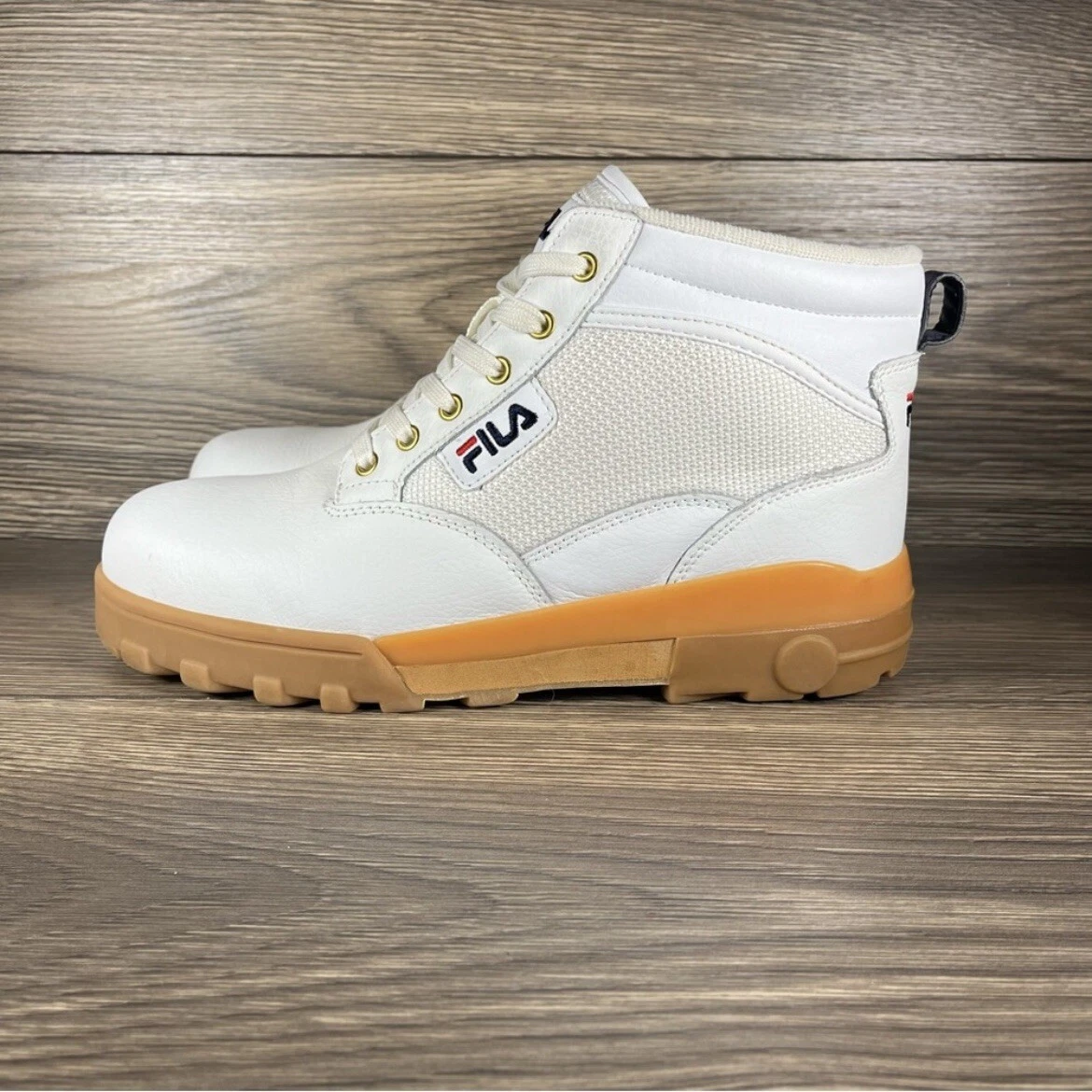FILA Grunge White Boots Women s Size 9.5 eBay
