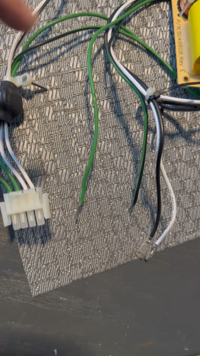 Jbl srx835 amp wiring harnness & Crossover - Video 1 of 1