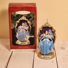 Hallmark Keepsakes Disney Princess Cinderella Enchanted Memories Ornament 1997