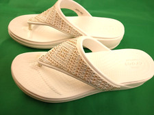 Crocs Sloane Womens Embellished Flip Flops Glitter Beaded Sandals Size 9