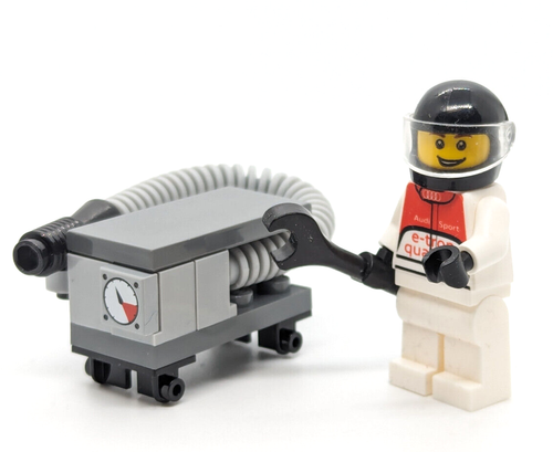 LEGO Speed Champions Minifigur - Audi R18 e-Tron quattro Fahrer (sc024) 75872 - Bild 1 von 7