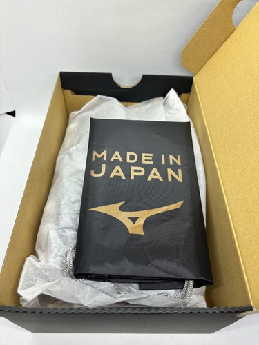 MIZUNO Soccer Cleats Morelia II 2 JAPAN P1GA200001 US8.5/ 26.5cm/ UK7.5 /EUR41 - Picture 3 of 17