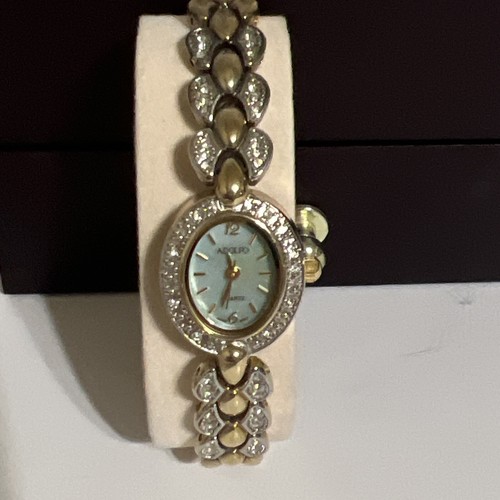 ADOLFO AF2255 Gold Tone Quartz Analog Women's Watch and Bracelet W/Jewelry Box - Picture 8 of 18