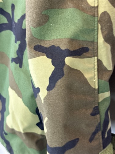 PARKA, COLD WEATHER WOODLAND PATTERN (SIZE: LARGE LONG NSN: 8415-01-228-1320) - Picture 10 of 24