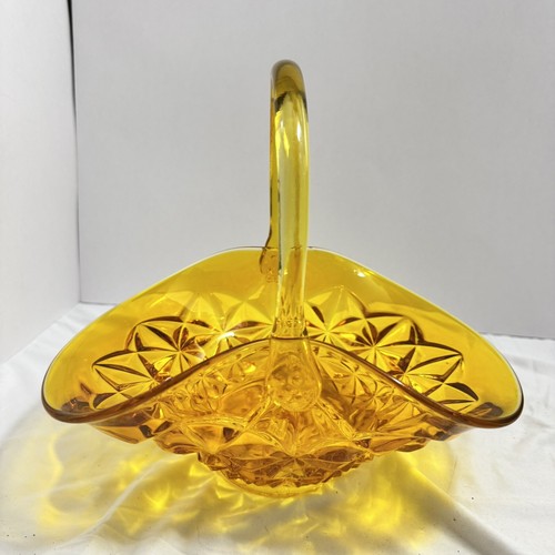 Vtg Indiana Monticello Glass Basket Quilted Star Flower Crimped Yellow Large 10" - Picture 4 of 7