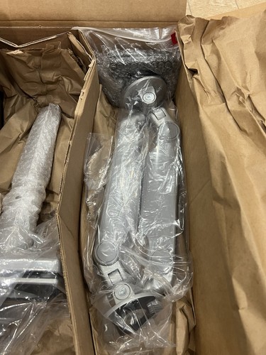 Humanscale M/Flex M2.1 Silver/Grey Finish Dual Monitor Arm w/2 Vesa Plates - NIB - Picture 6 of 8