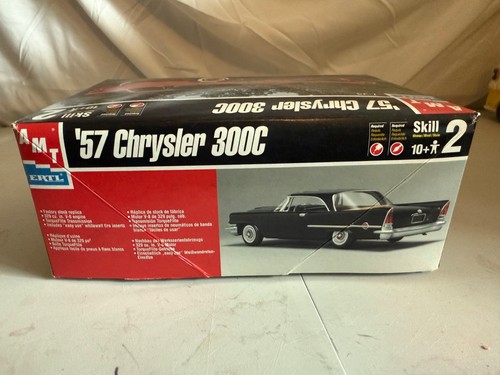 Chrysler 300C Oldtimer Modellbausatz 1957 - Bild 5 von 11
