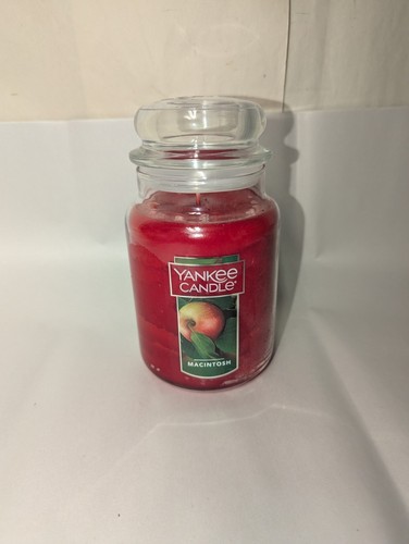 Yankee Candle Large 22 oz. Jar - MACINTOSH - NEW Original Scent FREE SHIPPING