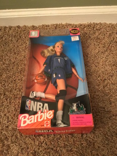 Vintage 1998 Mattel Minnesota Timberwolves NBA Barbie Doll - Bild 2 von 6