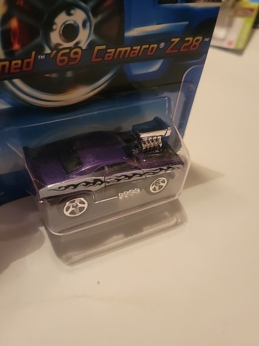 Hot Wheels 'TOONED' CAMARO Z28 1969 2004 First Editions 124 1:64 KMart Exclusive - Picture 4 of 9