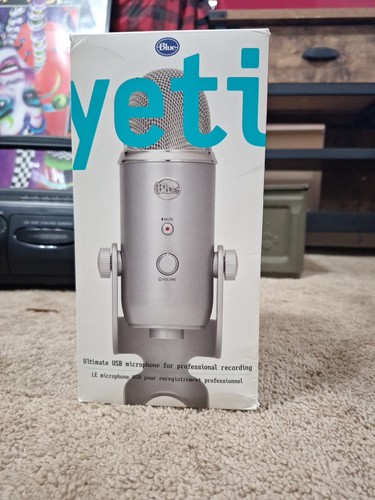 Blue Yeti Professional Multi-Pattern USB Condenser Microphone Silver Sealed Read - Picture 1 of 8