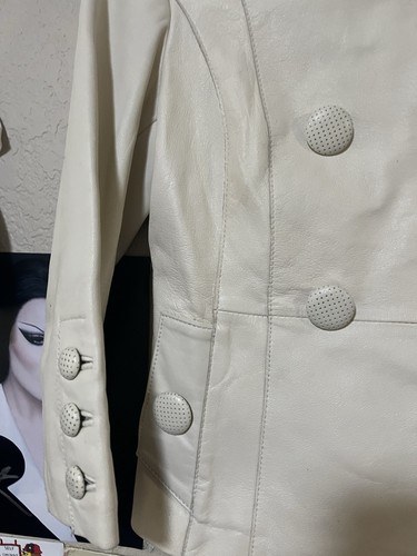 vintage y2k bebe 100% genuine leather white jacket pleated double breasted Sz S - Picture 6 of 7