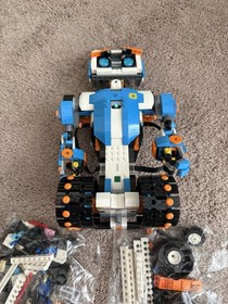 LEGO Boost: Creative Toolbox 17101 Fun Robot Building Set READ Description