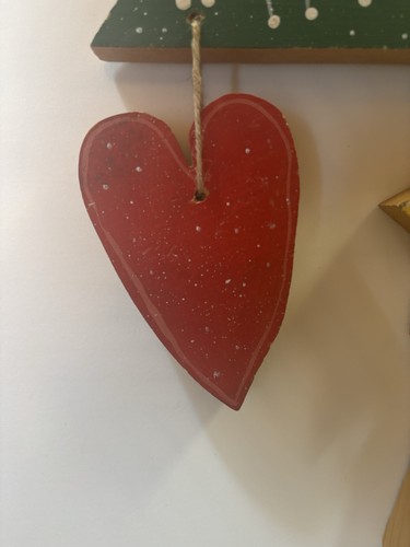 Handgefertigtes Holzschild Happy Holly Days Herz, Baum, Stern, Schneemann & Kardinal - Bild 11 von 11