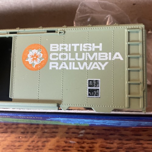HO Roundhouse Kit #1034 BRITISH COLUMBIA 40' Sliding Door Box Car #4069 - Picture 3 of 5