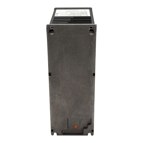 Danfoss VLT2815PT4B20STR1DBF10A00C0 195N1043 2.6kVA Frequenzumrichter -used- - Bild 7 von 8
