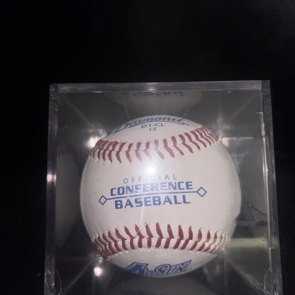 Balón de conferencia universitario de béisbol autógrafo Chris Sale Foto 2 de 2