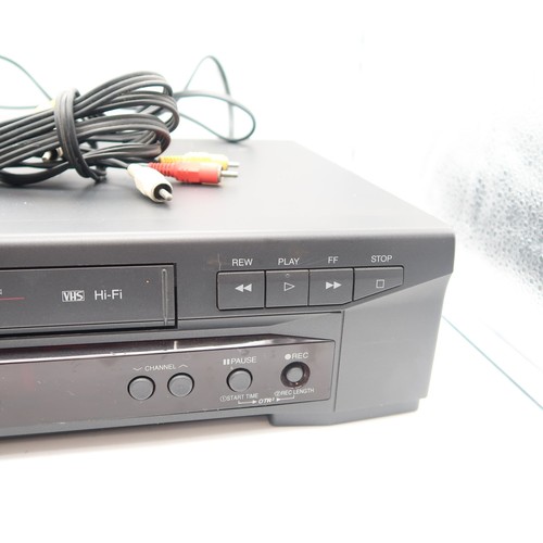 Mitsubishi VHS (HS-G10) VCR Xpress 400 4 head OEM Remote AV Cords Tested Good - Picture 5 of 10