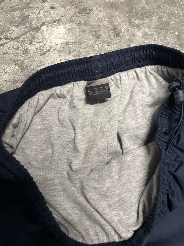 Nike Y2K Baggy Track Pants, Navy Blue, Silver Tag Vintage 2000s, Size Large - Image 4 of 4