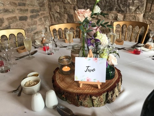 Rustikale Holzscheiben, 4 ca. 12" (30cm) Hochzeit / Tisch Mittelstücke, Tortenständer - Bild 5 von 8