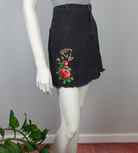 Disney Denim Jean Skirt M, 12  Beauty & Beast Black Embroidered Floral Women - Bild 5 von 12