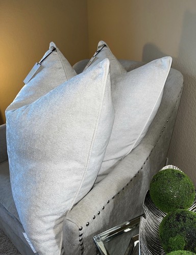 2-NWT CALLISTO HOME DECORATIVE PILLOWS(T00613F19) - Picture 7 of 11