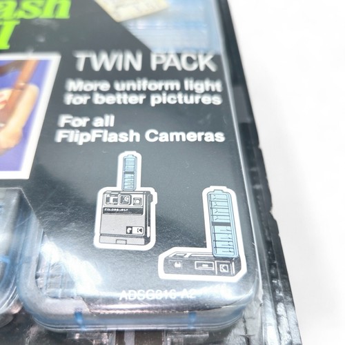 GE Flip Flash II Twin Bulbs Pack for FlipFlash Cameras VTG NOS Sealed Kmart - Picture 6 of 11