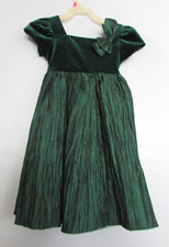 Youngland Girls Green Crinkle Dress Size 4 EUC  