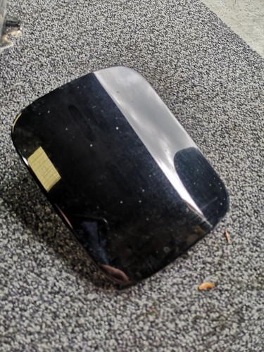 TOYOTA MK2 MR2 TAPA DE LLENADO DE COMBUSTIBLE GASOLINA 2 PUERTAS NEGRO - Imagen 1 de 2