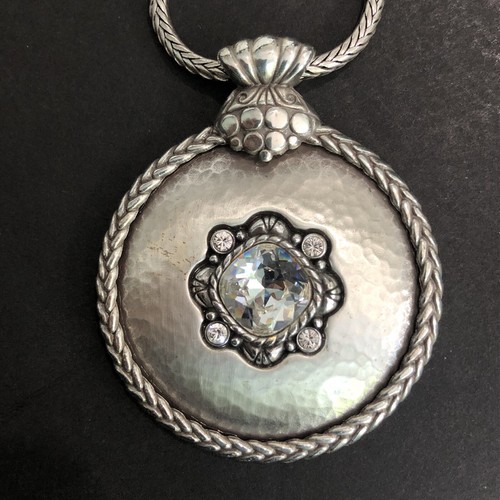 Brighton Galadriel Swarvoski Crystals Pendant Necklace Hammered Retire 86g Large - Picture 16 of 24