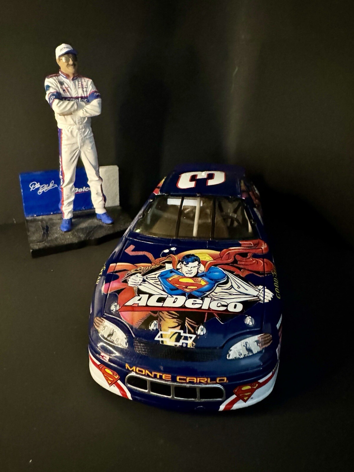 Picture 1 of 24