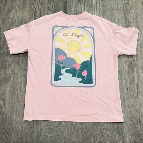 NUEVO SIN ETIQUETAS Camiseta Converse Chuck Taylor Mountain Gráfica Cuello Redondo Rosa Claro Pequeña - Imagen 5 de 6