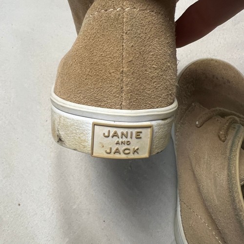 Janie and Jack Suede Chukka Boots Lace Up Casual Tan Shoes Toddler Size 6 - Picture 4 of 8