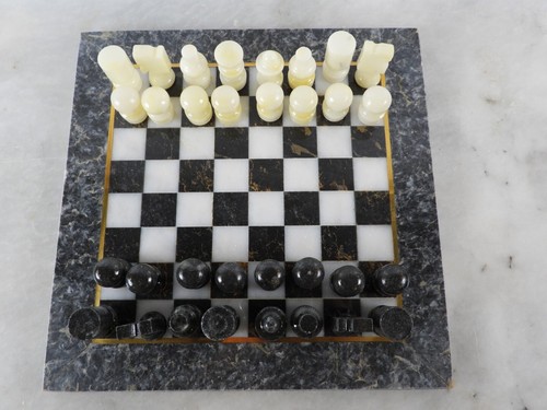 Handmade Marble Chess Set - Picture 5 of 11