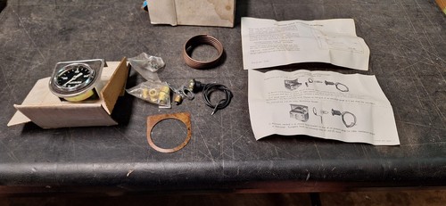 Misuratore di pressione olio vintage TRW HOT RAT ROD SPEEDSTER SPRINT STEWART WARNER NOS - Foto 11 di 14