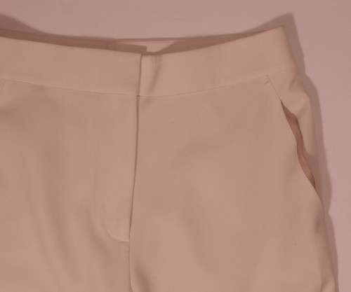 Pantalón de vestir recortado ST JOHN marfil frente plano pierna ancha talla 6 - Imagen 4 de 7