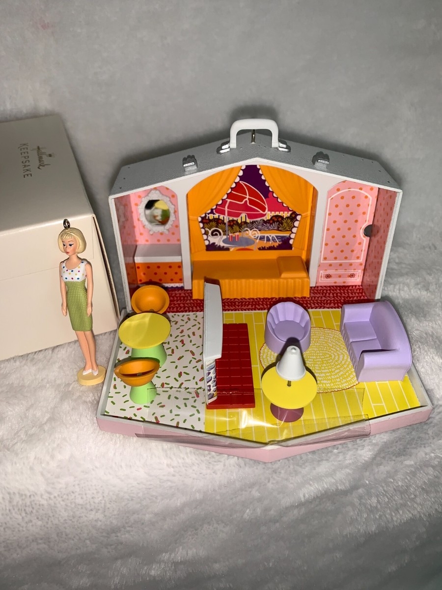 箱なし Hallmark Barbie Family Deluxe House Hallmark Barbie Family Deluxe House 2007 Ornament Large
