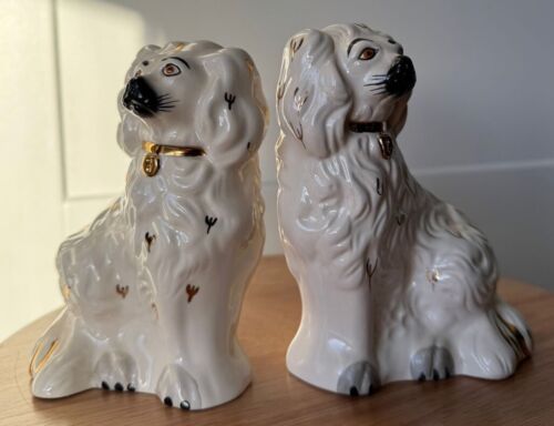 FAMILY OF STAFFORDSHIRE DOGS WHITE GOLD FIGURINES SPANIEL BESWICK ROYAL DOULTON - Picture 6 of 15