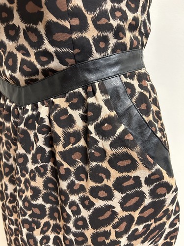 T by Bettina Liano Dress Open shoulders Size 12 Animal Print Brand New RRP$129 - Picture 20 of 20